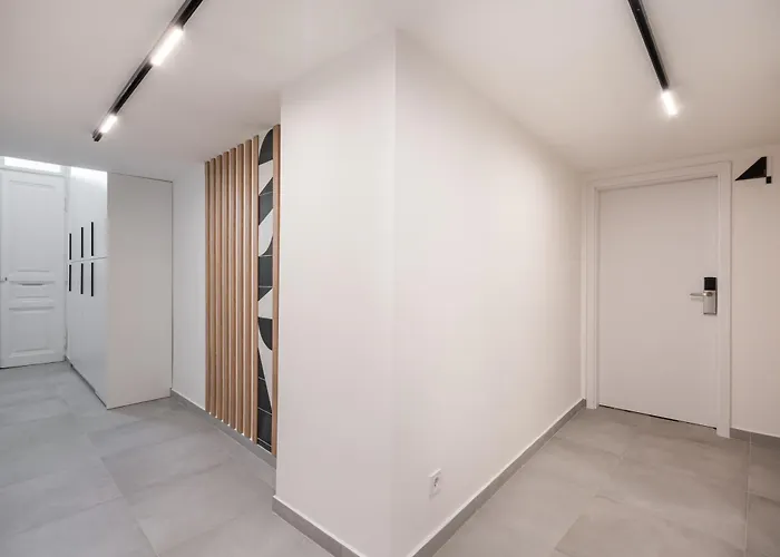 K22 - Kertesz Cozy Retreat - Best Location By Bqa